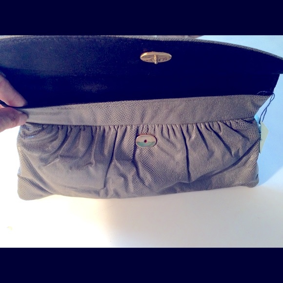 Vintage NWT Grey Genuine Leather Clutch - Picture 2 of 4